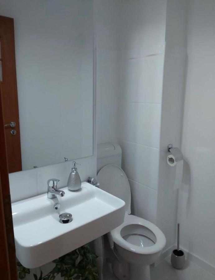 Talina Apartament Oradea Exterior foto